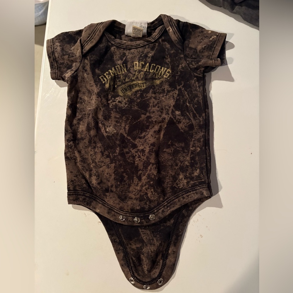 Wake Forest Demon Deacons Baby Onesie 6M